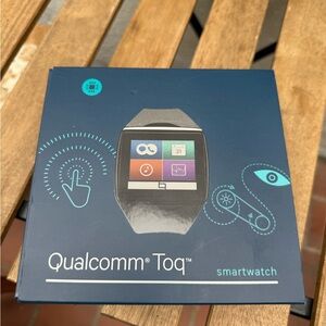 Qualcomm Toq Black Case Black Modern Buckle